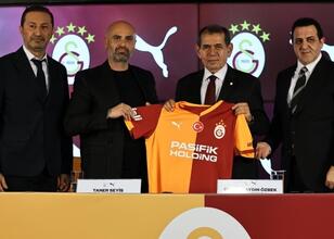 Dursun Özbek: ‘Tarihi imza!’