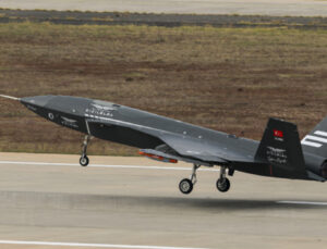 Aselsan’dan dünyada bir ilk! Bayraktar KIZILELMA’ya ASELSAN TOYGUN entegre edildi