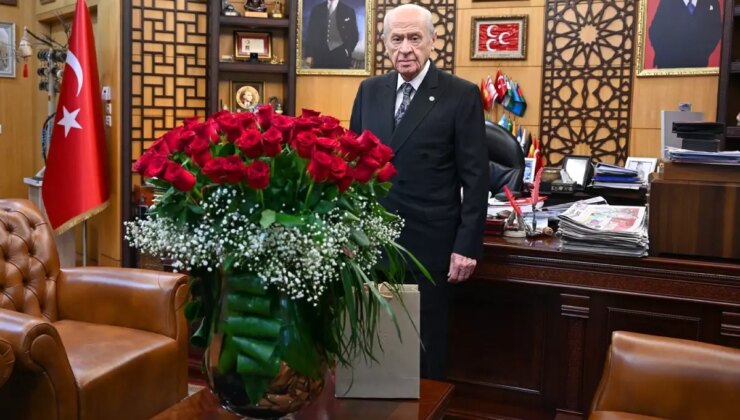 Gelenek bozulmadı! Erdoğan’dan Bahçeli’ye 78 adet gül