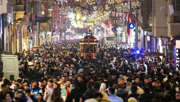 İstanbul Valiliği yılbaşı tedbirlerini duyurdu! 8 ilçeye bu araçların girişi yasaklandı