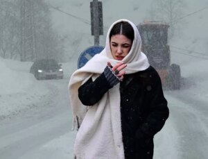 İstanbul’da hayatı felç eden kar yağışı ne kadar sürecek? Merak edilen soru yanıt buldu