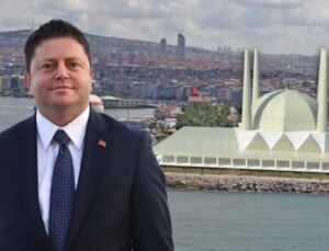 Kadıköy Belediye Başkanı Mesut Kösedağı, sahile yapılacak cami projesine karşı çıktı