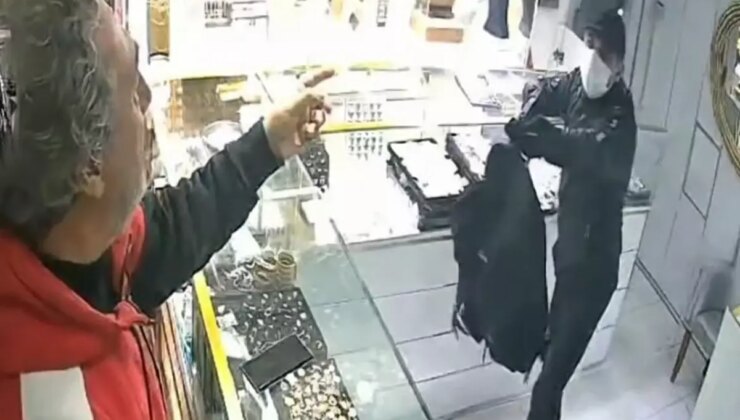 Kuyumcudan 3 milyon liralık altın çalıp kaçtı