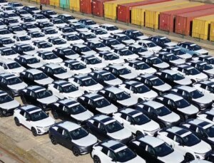 Dev bir marka daha Türkiye’ye geliyor: Yeni otomobiller yola çıktı bile