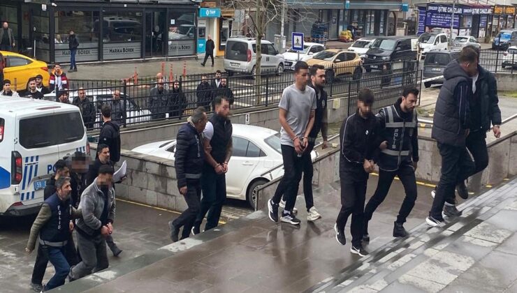 Banka hesabını kiraladığı kişilere ulaşamayınca arkadaşlarını kaçırıp darbettirdi