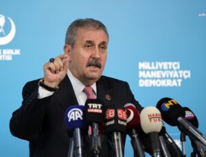 BBP Lideri Destici’den Filenin Sultanları’na Tebrik