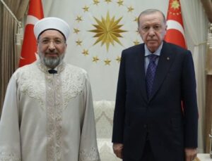 Cumhurbaşkanı Erdoğan, Diyanet İşleri Başkanı Arpaguş’u kabul etti