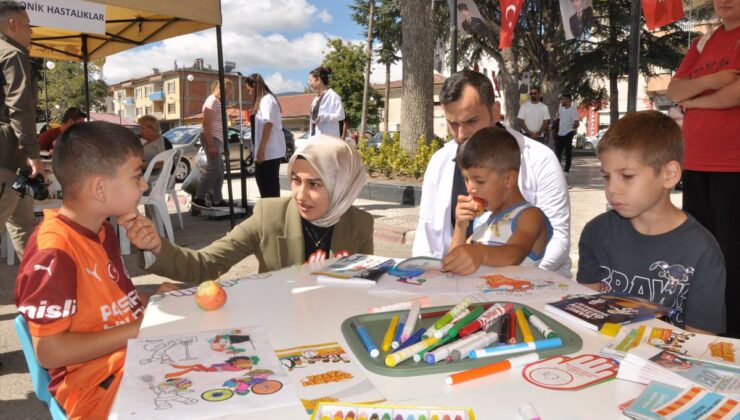 Gümüşhacıköy’de Halk Sağlığı Haftası bilgilendirme etkinliği