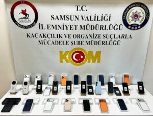 Samsun’da Gümrük Kaçağı Cep Telefonu Operasyonu: 30 Telefon Ele Geçirildi