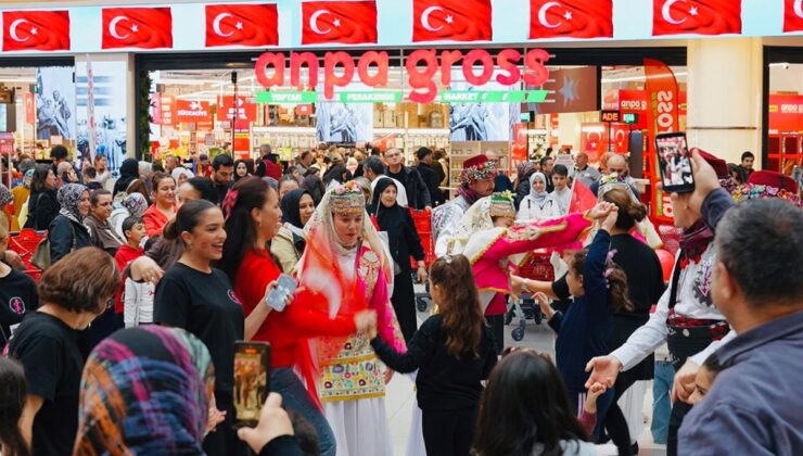 103 bin bayraklı kutlama, 103 bin çocuğa etkinlik