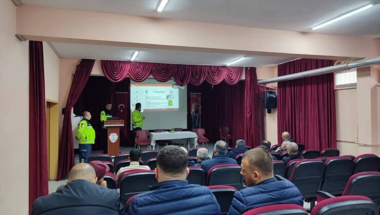 Pınarhisar Kaymakamı Özderin, Kaynarca’da yaşlıları evinde ziyaret etti