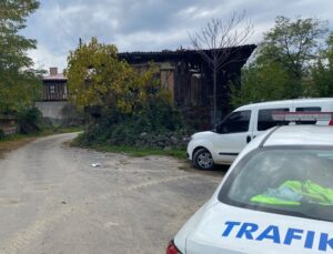 Sinop Boyabat’ta 15 yaşındaki çocuğun üzerine kalas düştü, yaralandı