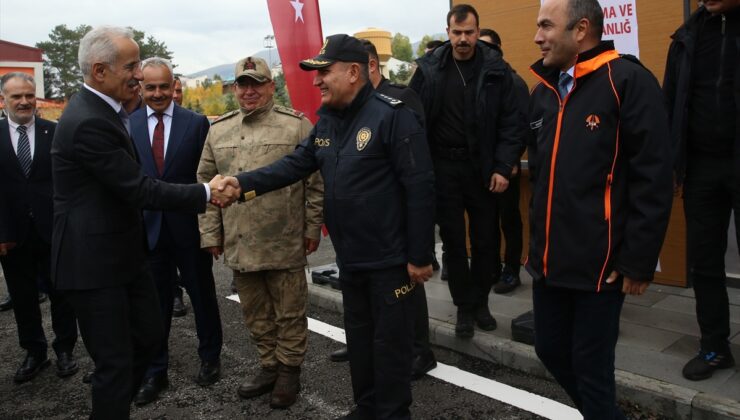 Uraloğlu, Erzurum’da Akıllı Ulaşım Merkezi’ni 375 milyon liralık yatırımla açtı